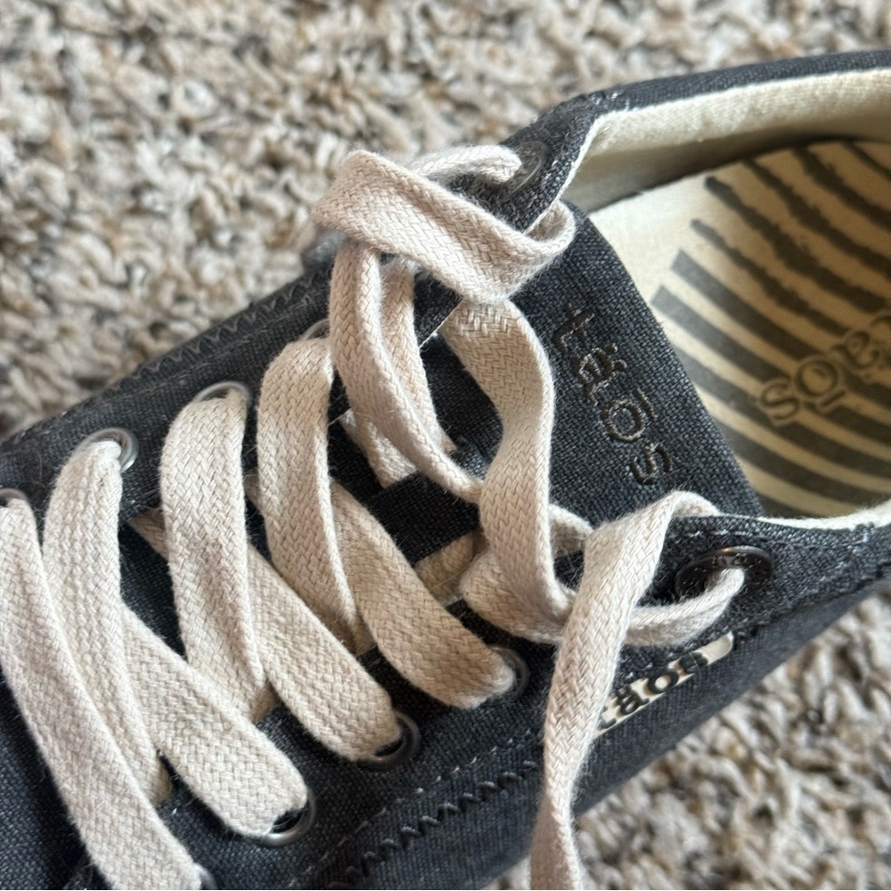 Taos Star Charcoal Gray Washed Canvas Lace up Sneaker Shoes Womens Size 5.5 - Picture 10 of 12